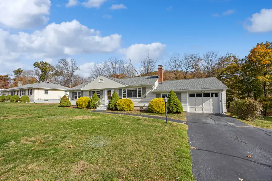 40 Macarthur Drive, Hamden, CT 06518 - Image #2