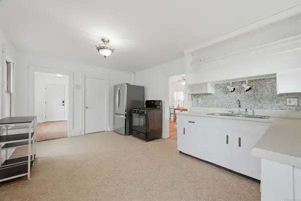 30 Kinney Avenue, Norwich, CT 06360