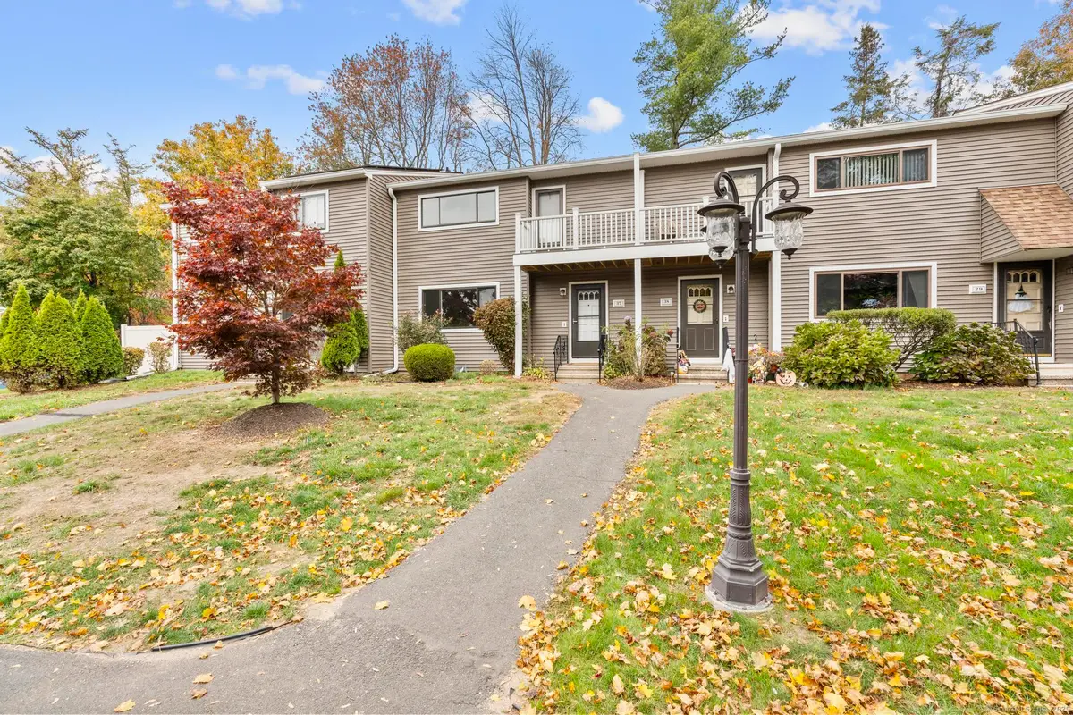 37 Orangewood West #37, Derby, CT 06418 - Image #1