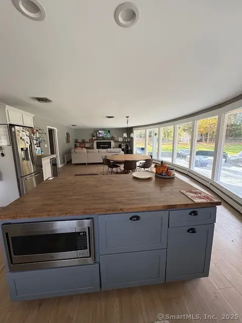 365 Spruce Street, Cheshire, CT 06410 - Image #3