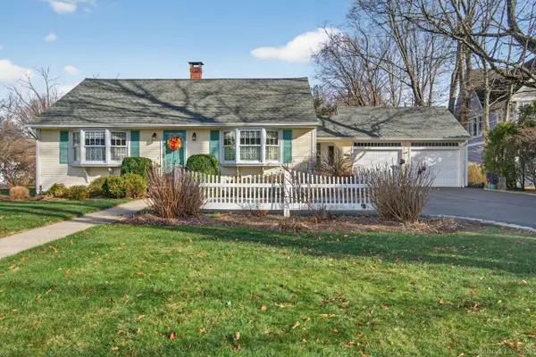 141 State Street, Guilford, CT 06437