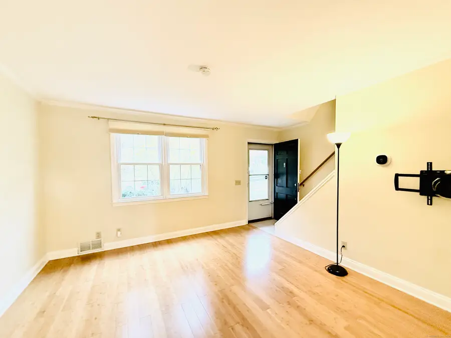 171 Sylvan Knoll Road, Stamford, CT 06902 - Image #3