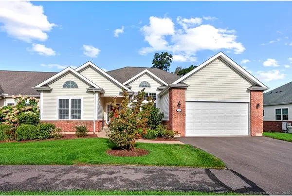 76 Jillian Circle #76, West Hartford, CT 06107