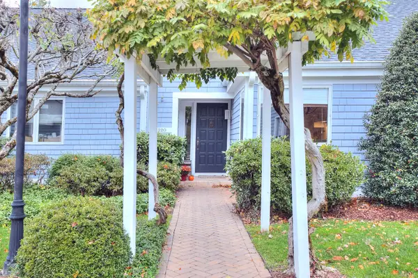 220 Lansdowne #220, Westport, CT 06880