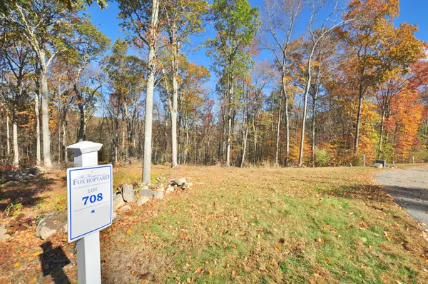 708 Fox Hopyard Road, East Haddam, CT 06423