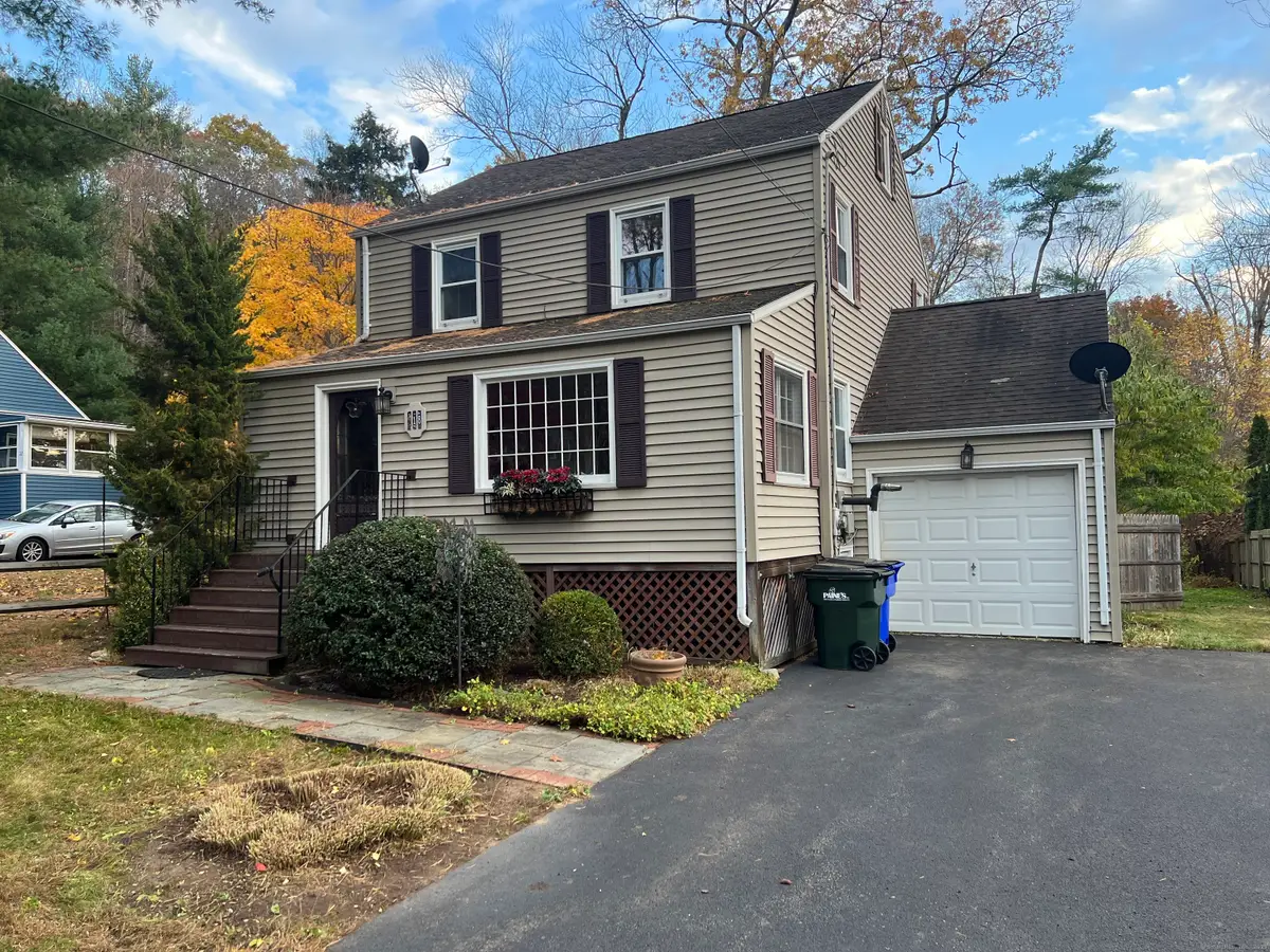 18 Sunset Trail, Avon, CT 06001 - Image #1