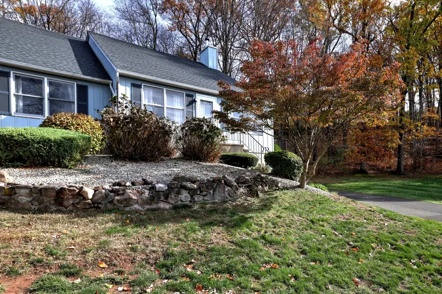 65 Valley View Drive #65, Hamden, CT 06518 - Image #3