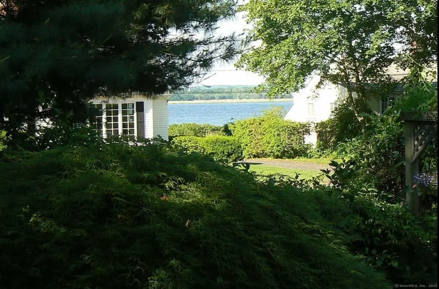 4 Gibbons Circle, Old Saybrook, CT 06475 - Image #2