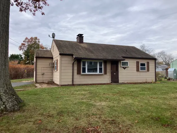 26 Mountain View Drive, Plainville, CT 06062