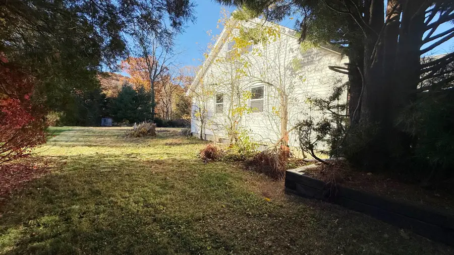 144 General Patton Drive, Naugatuck, CT 06770 - Image #3