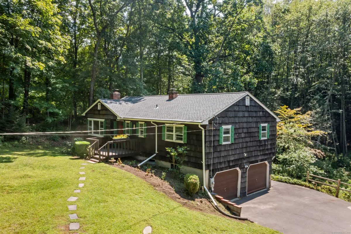 19 Riverford Road, Brookfield, CT 06804 - Image #1