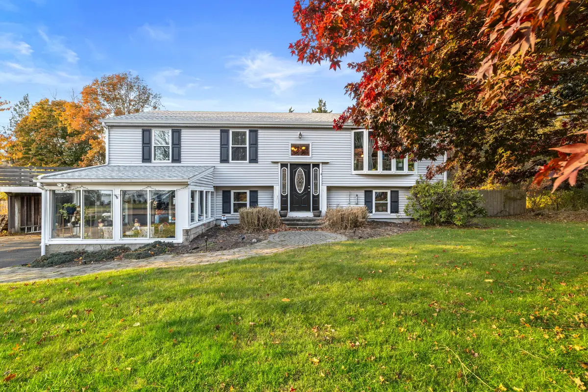4 Van Dyke Lane, Clinton, CT 06413 - Image #1