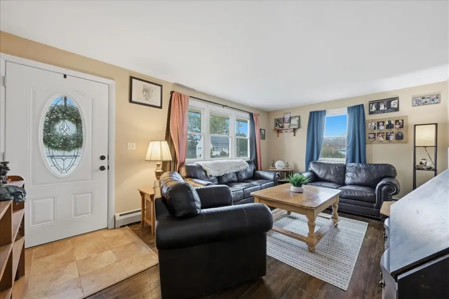 13 Plaza Street, Brooklyn, CT 06234 - Image #2