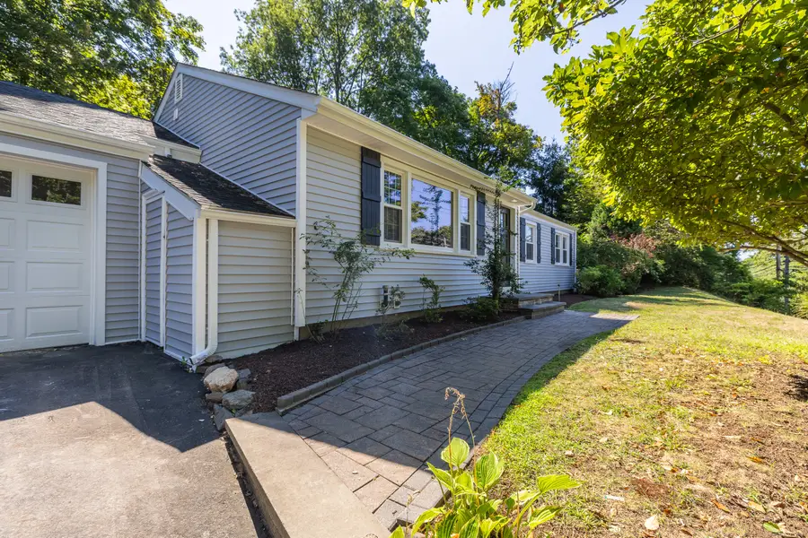 2428 Huntington Turnpike, Trumbull, CT 06611 - Image #3
