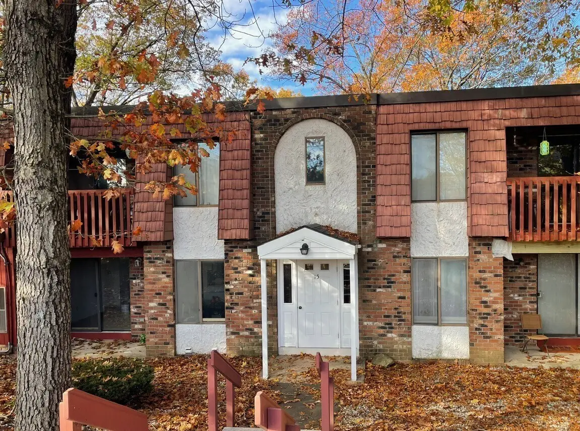 15 Woodsedge Drive #APT 4B, Newington, CT 06111 - #1