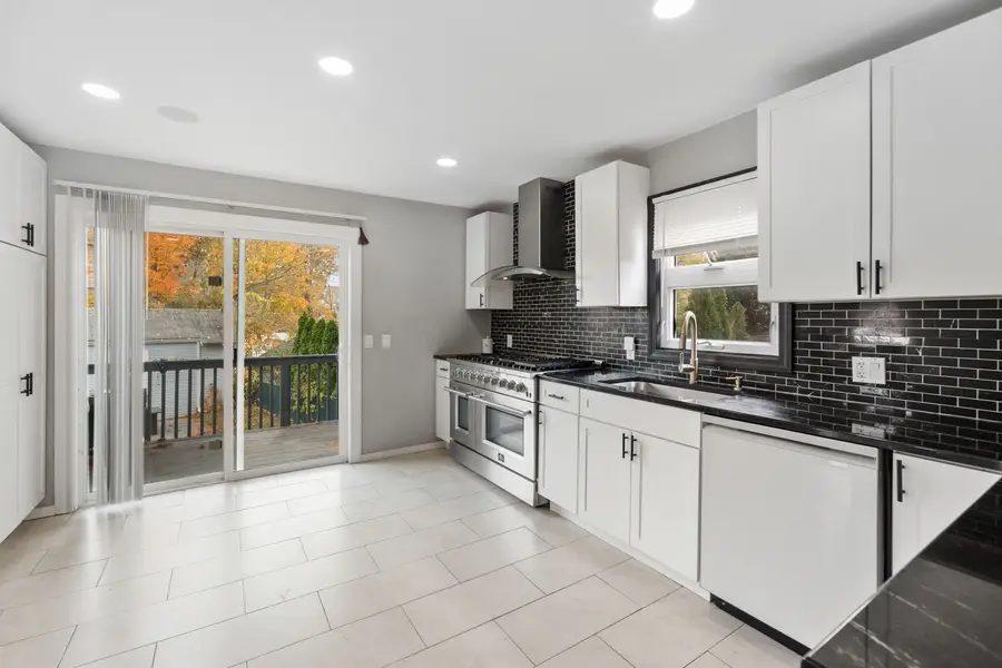 481 Savin Avenue, West Haven, CT 06516 - Image #3