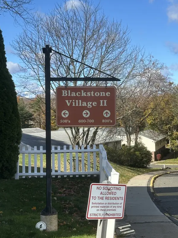 618 Blackstone Village #618, Meriden, CT 06450