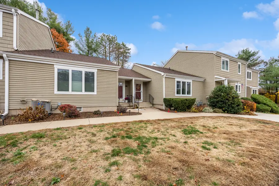 85 Clearview Court #85, Southington, CT 06489 - Image #2