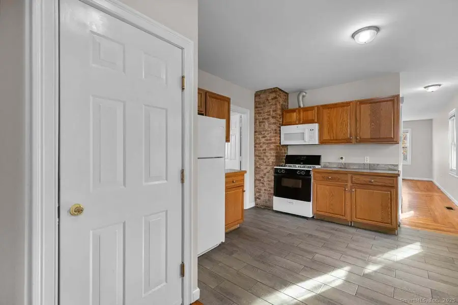 39 Lander Street, New Haven, CT 06511 - Image #3