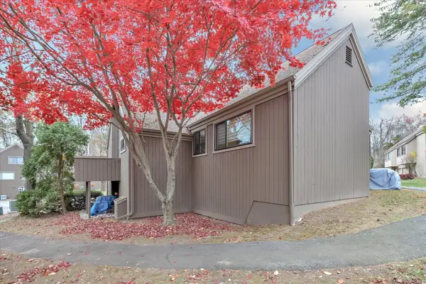 289 Agawam Drive #B, Stratford, CT 06614