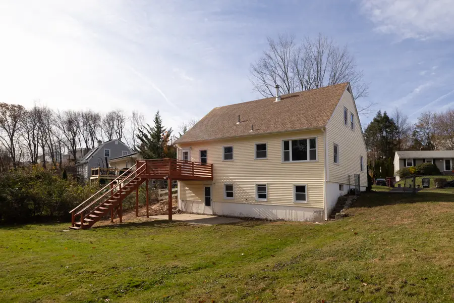 21 Longwood Drive, Naugatuck, CT 06770 - Image #3