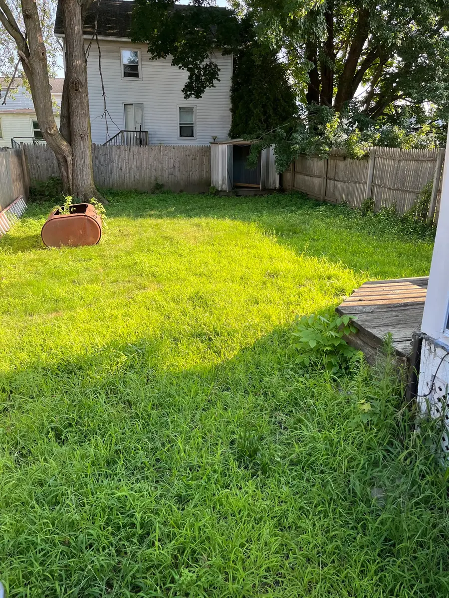 20 Walnut Street, Enfield, CT 06082 - Image #3