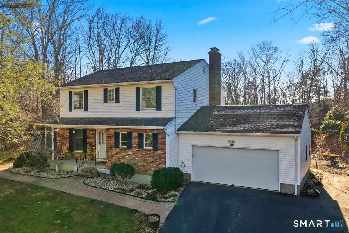 17 Inchcliffe Drive, Gales Ferry, CT 06335 - Image #1