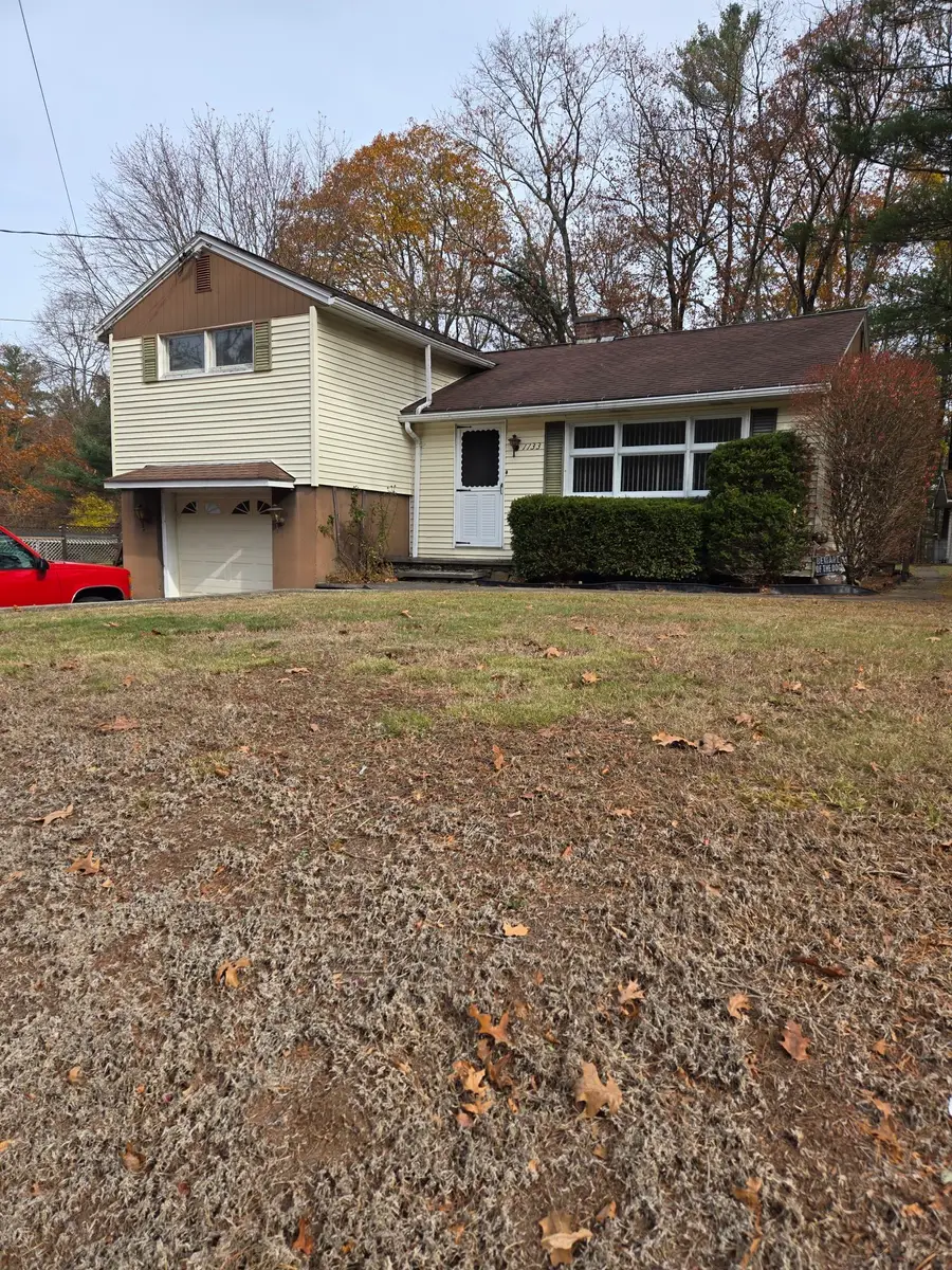 1133 Riverside Drive, North Grosvenordale, CT 06255 - Image #3