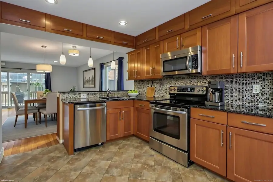 52 Randall Avenue #APT 8, Stamford, CT 06905 - Image #3