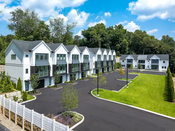 785 Post Road East #204, Westport, CT 06880