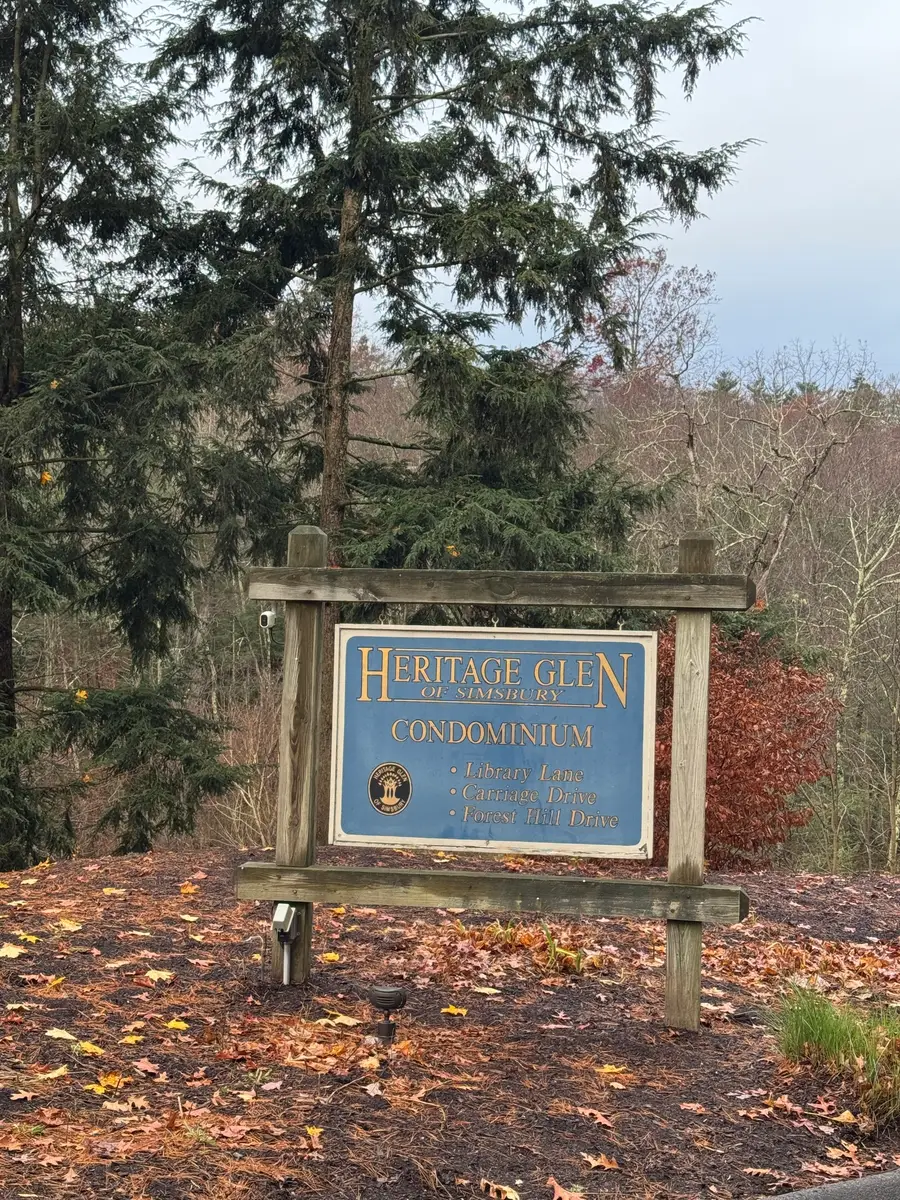 48 Library Lane #48, Simsbury, CT 06070 - Image #2