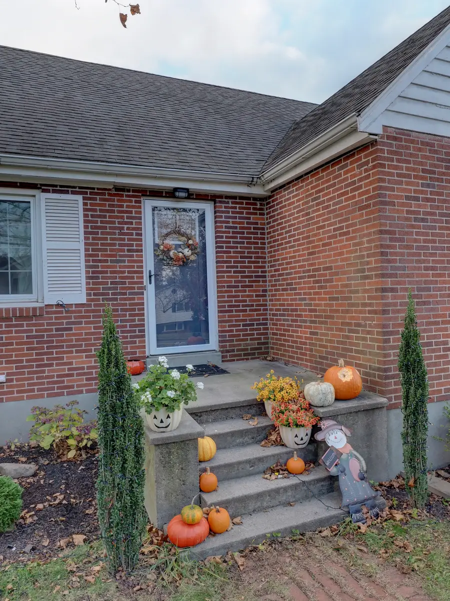 341 Long Hill Road, Wallingford, CT 06492 - Image #3