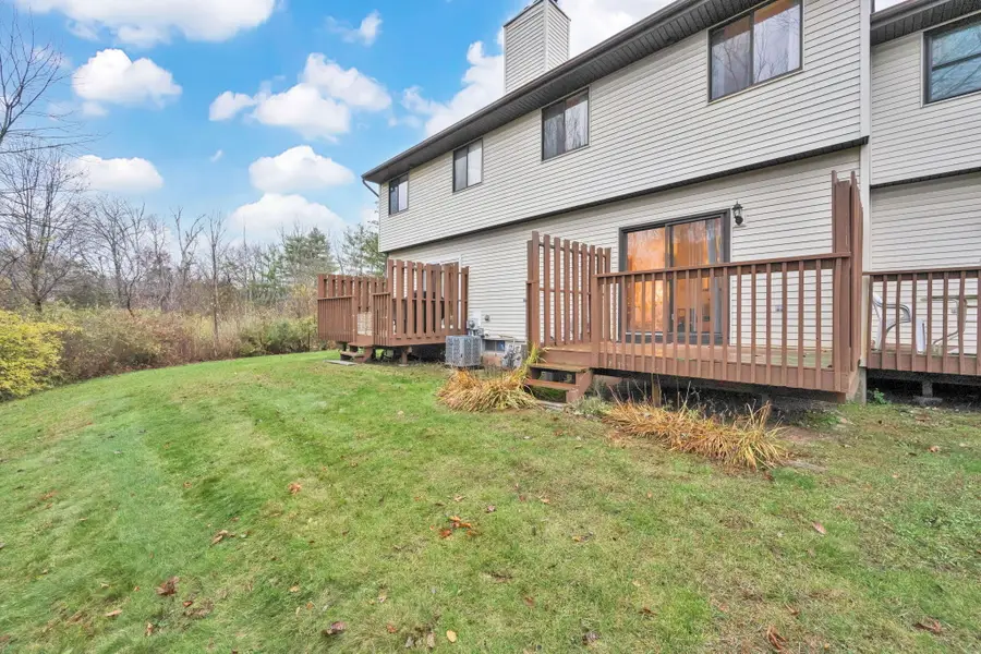 38 Robin Brook Drive #38, Newington, CT 06111 - Image #3