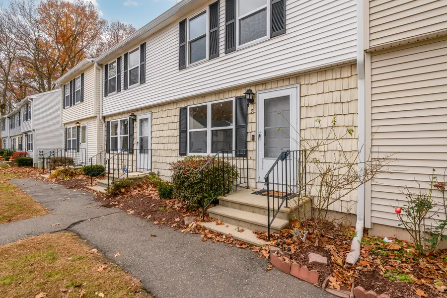 3 Periwinkle Lane #3, Glastonbury, CT 06033 - Image #3