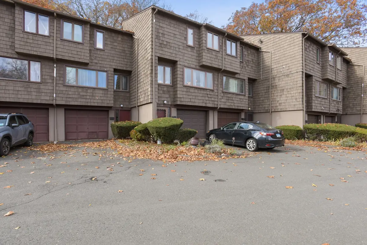 122 Towne House Road #122, Hamden, CT 06514 - Image #1
