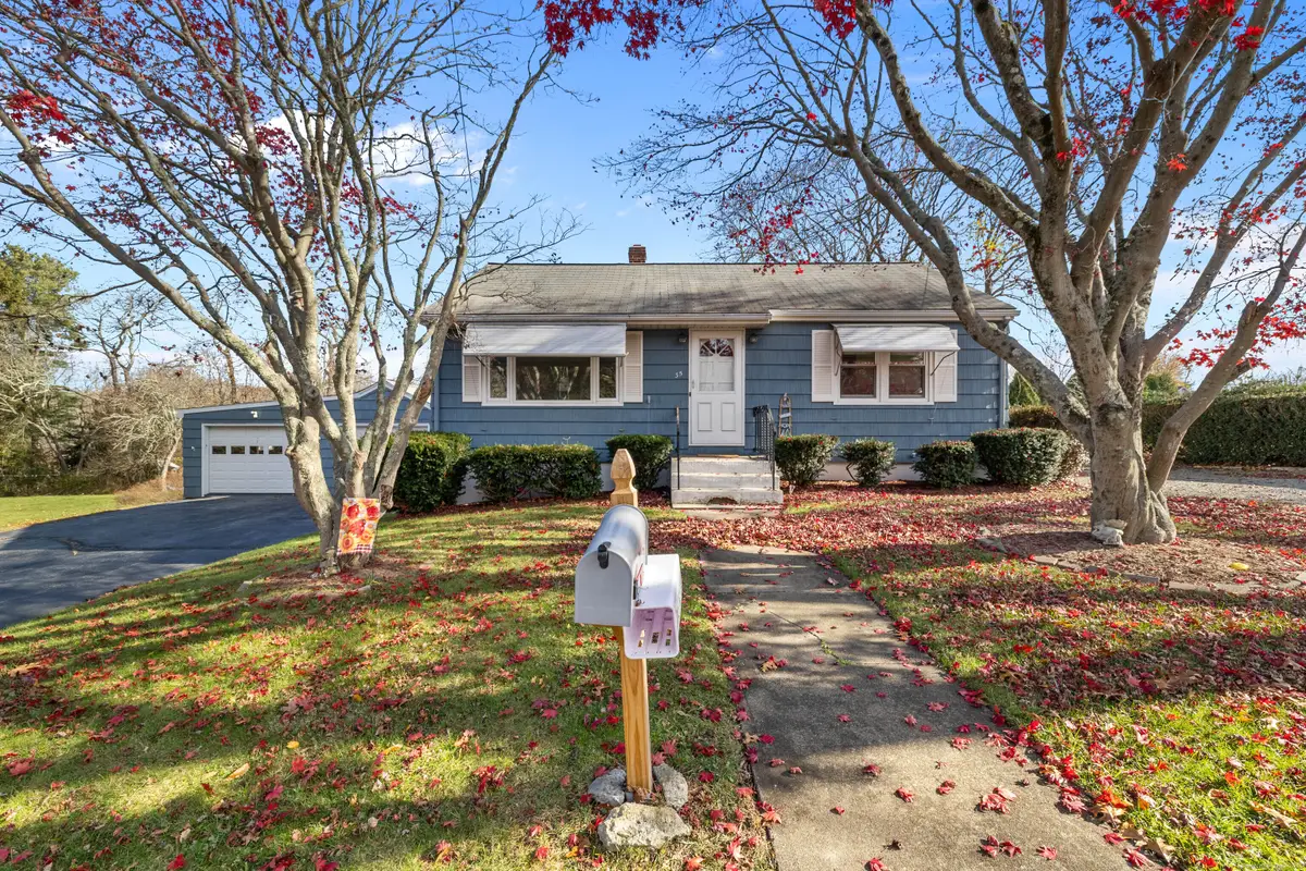 35 Pine Street, Waterford, CT 06385 - Image #1