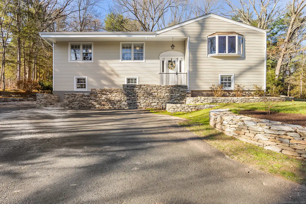 1043 Hopewell Road, Glastonbury, CT 06073 - Image #1