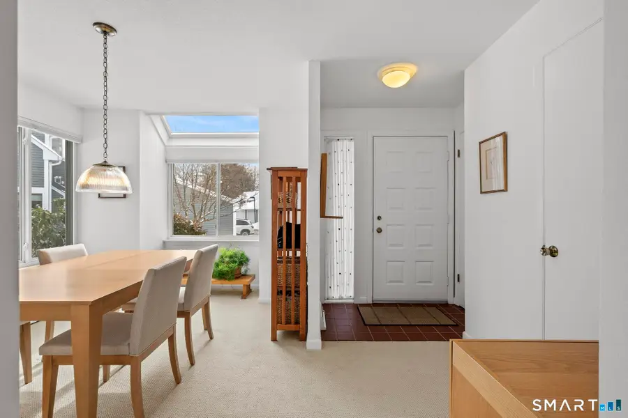 126 Hopmeadow Street #APT 1H, Simsbury, CT 06089 - Image #2