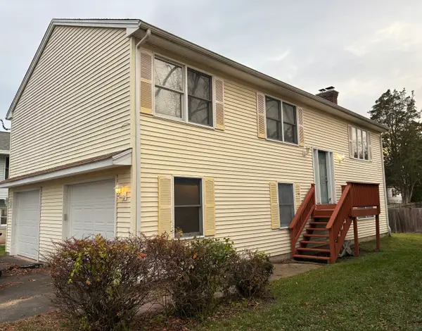 17 Woodworth Street, Suffield, CT 06078