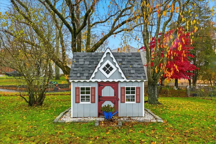 7 Barn Road, Ledyard, CT 06339 - Image #3