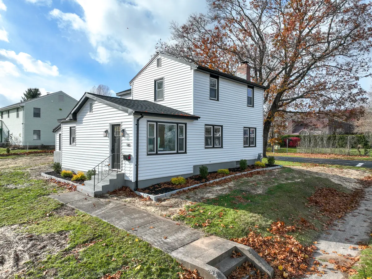 910 Farmington Avenue, New Britain, CT 06053 - #1