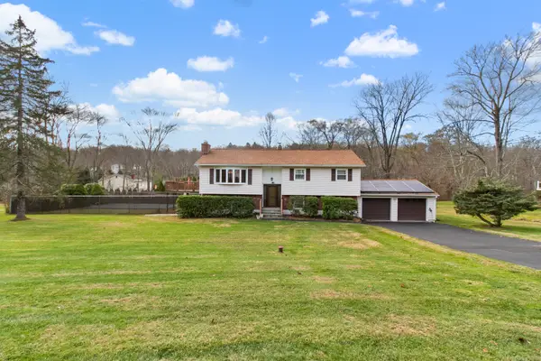 1 Indian Hill Lane, New Fairfield, CT 06812