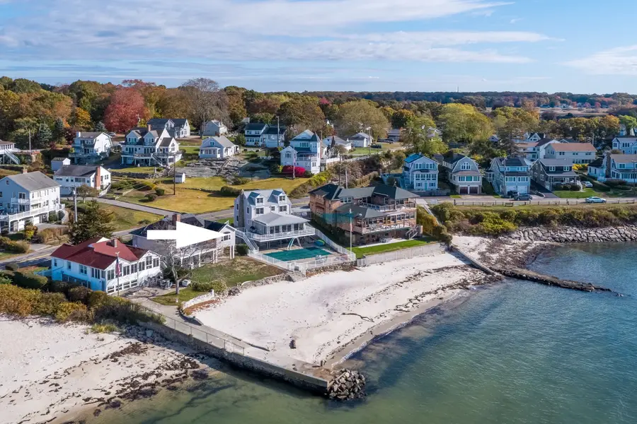 223 Giants Neck Road, East Lyme, CT 06357 - Image #2