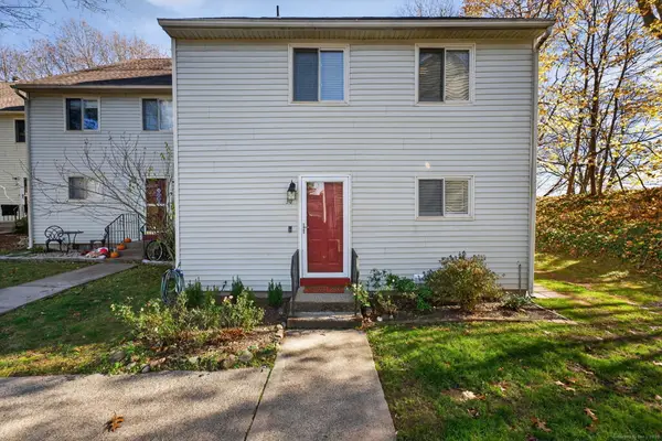 30 Larkspur Drive #30, Cromwell, CT 06416