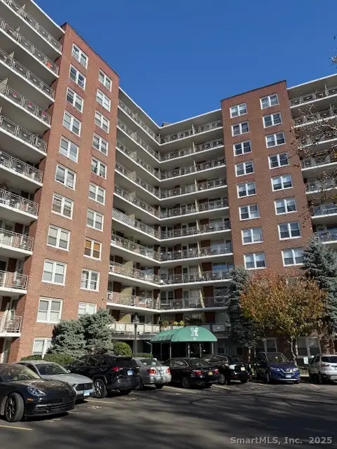 91 Strawberry Hill Avenue #APT 1127, Stamford, CT 06902 - Image #1