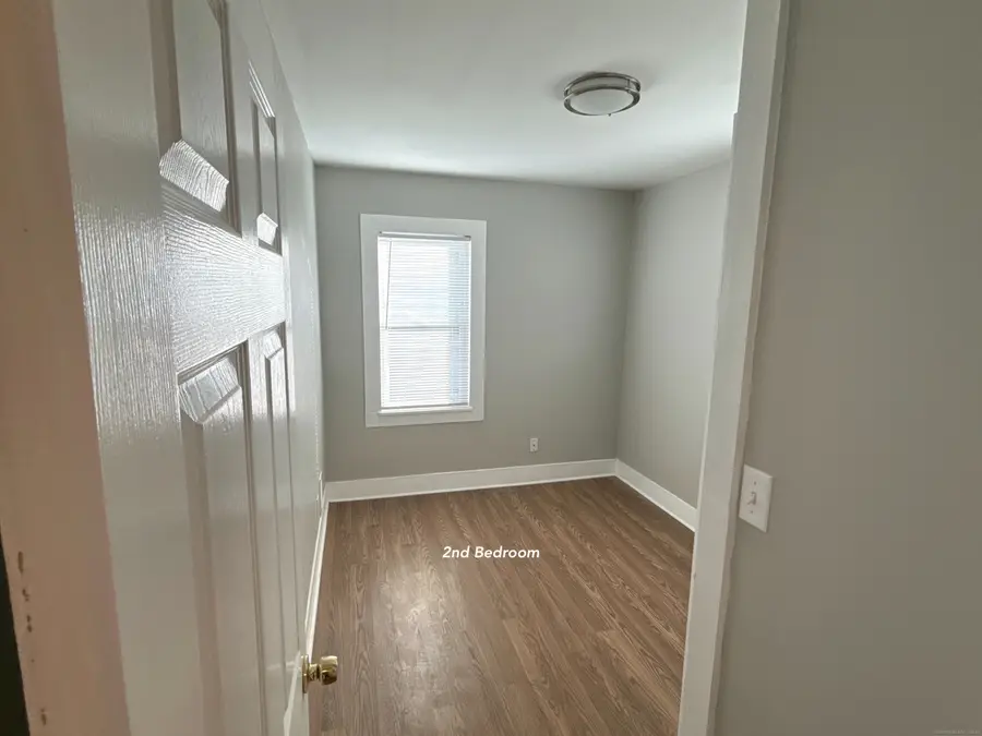 22 Chestnut Street, Windsor Locks, CT 06096 - Image #2