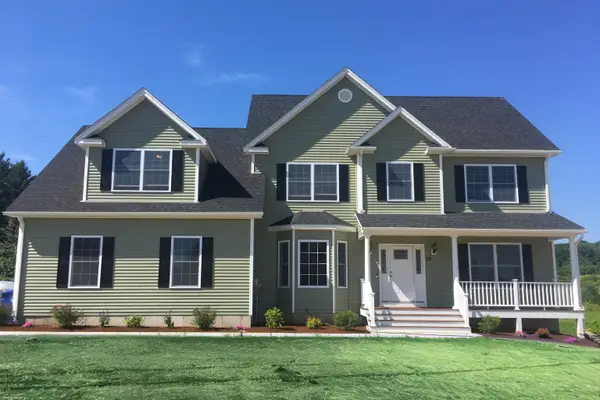 155 Old Common Road, Wethersfield, CT 06109