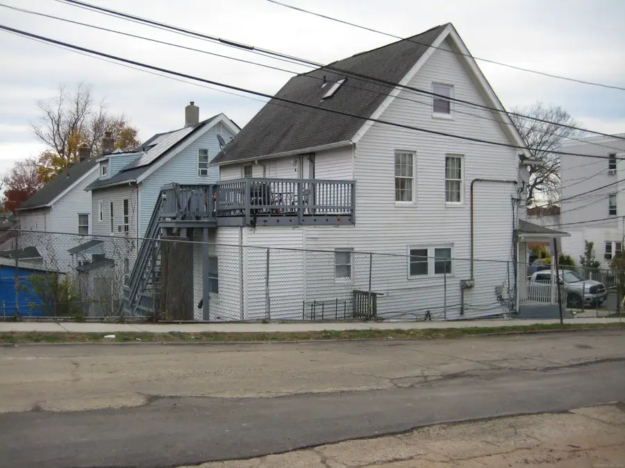 90 Tom Thumb Street, Bridgeport, CT 06606 - Image #3