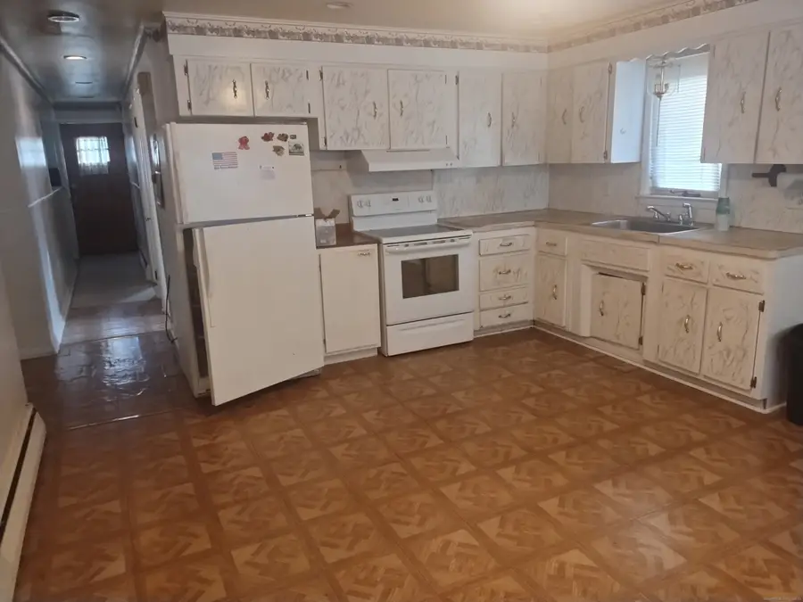 58 Auburn Street, Stratford, CT 06614 - Image #2