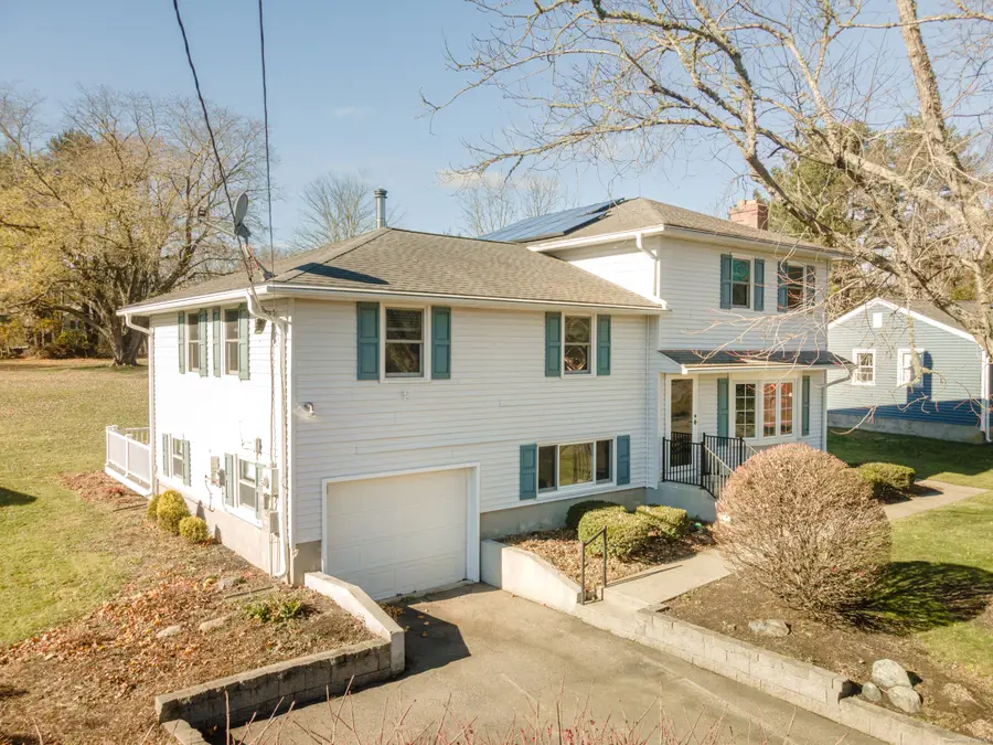 11 Meadow Wood Drive, North Stonington, CT 06359 - Image #3